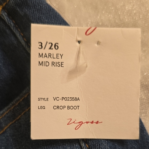 Vigoss Indigo Boot Cut Junior's Jeans - Picture 8 of 10